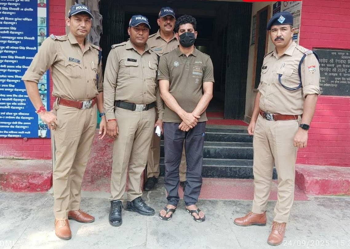 पुलिस कस्टेड़ी मे खालिद  खुलासे पेपर आउट करने की बताई कहानी,  परीक्षाकक्ष में कैसे पहुंचा  मोबाइल ।