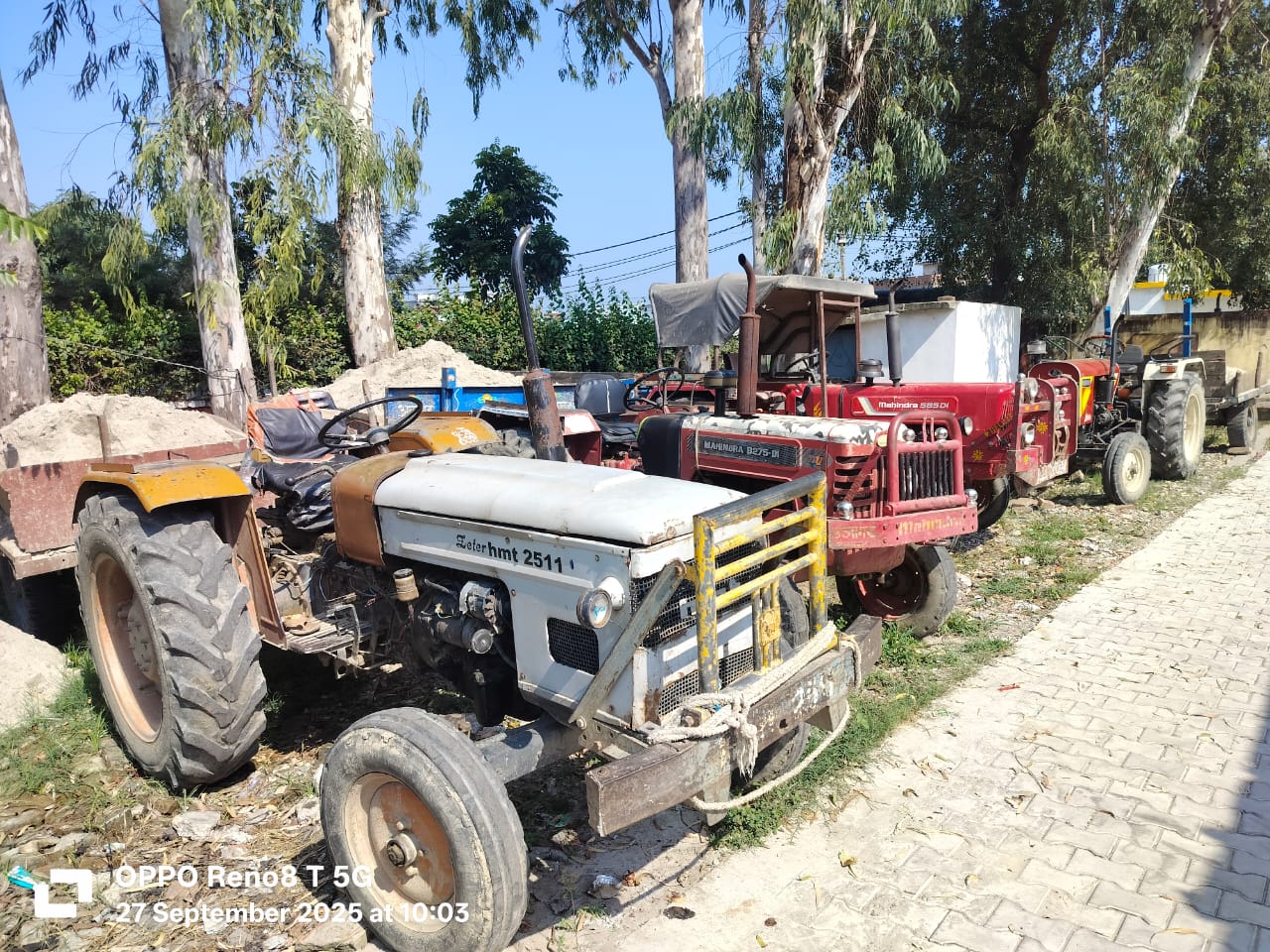 अवैध खनन पर पुलिस की बड़ी  कार्यवाही, मौके से 05 ट्रैक्टर ट्रॉली  किए सीज ।