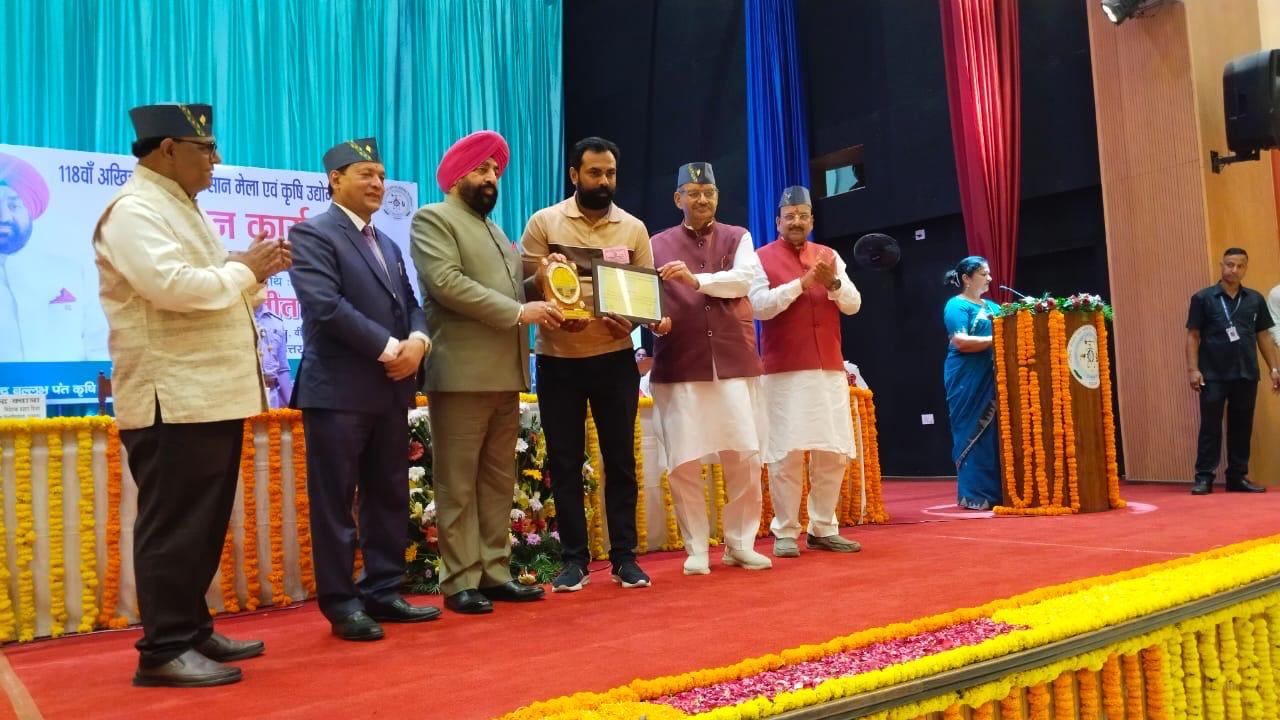 हरिद्वार जनपद के गांव कलालहटी निवासी निशांत चौहान को राज्यपाल और कृषि मंत्री ने किया सम्मानित