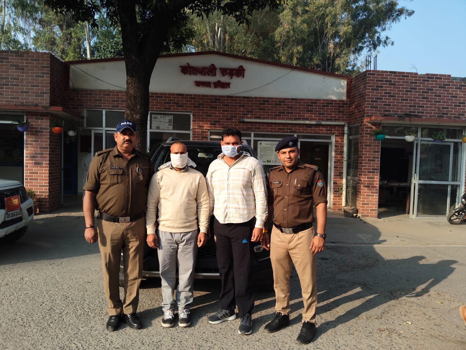 बहुचर्चित Attempt To Murder प्रकरण मे फरार पुलिस ने दो आरोपी दबोचे,तीन आरोपियों पहले ही जेल भेज चुकी है पुलीस।